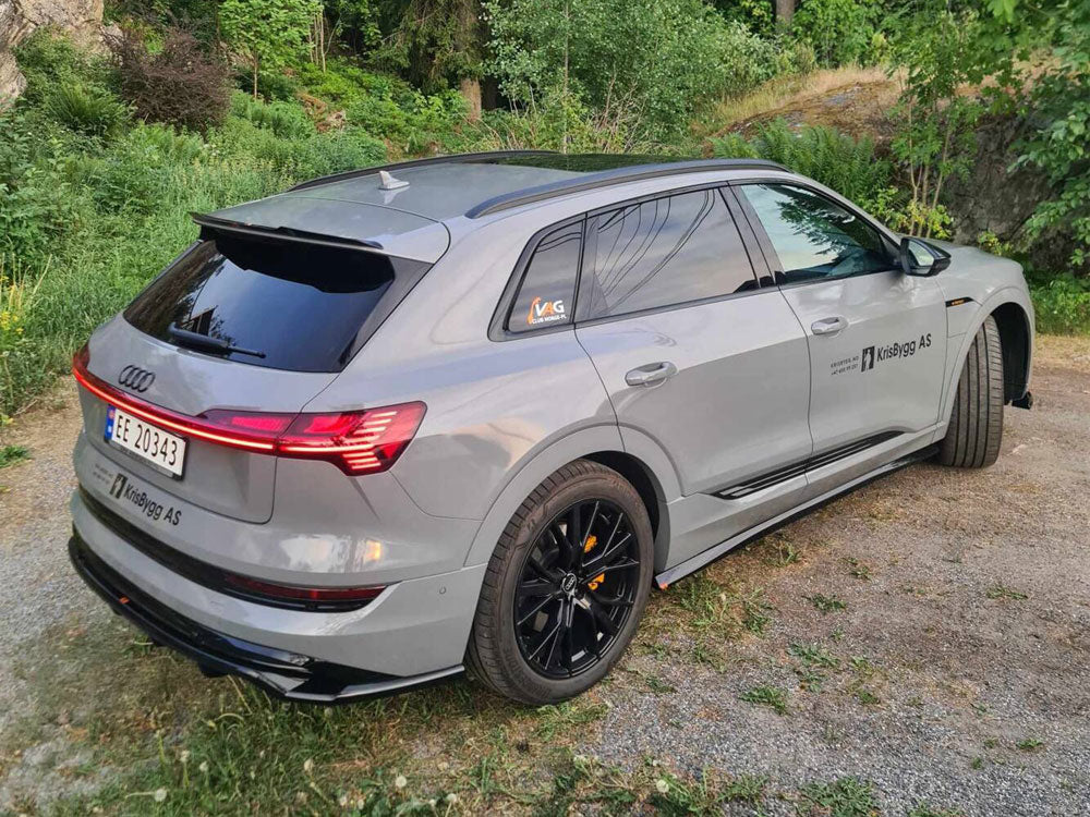 Maxton Design Central Rear Splitter (Vertical Bars) Audi e-Tron S-Line - AU-ETRON-1-SLINE-RD1G+RD2G - Image 2