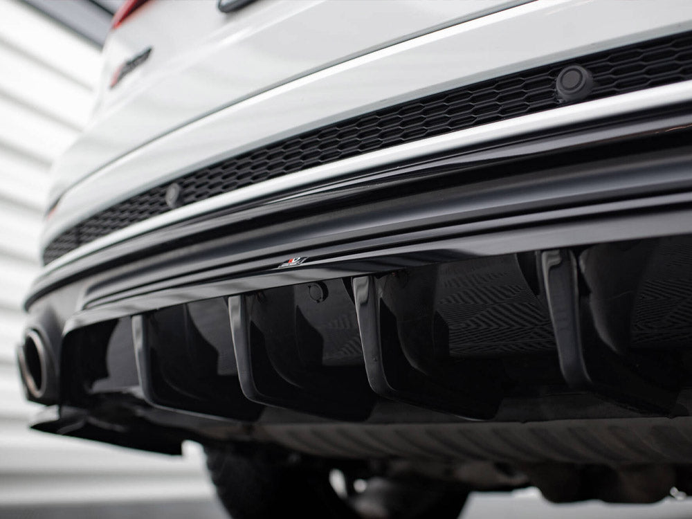 Maxton Design Central Rear Splitter (Vertical Bars) V.2 Audi SQ8 Mk1 - AU-SQ8-1-RD1G+RD2G - Image 8