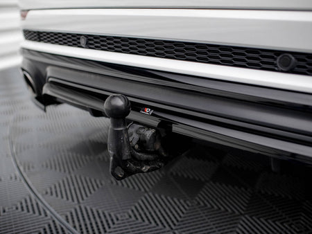 Central Rear Splitter (Vertical Bars) V.2 Audi SQ8 Mk1