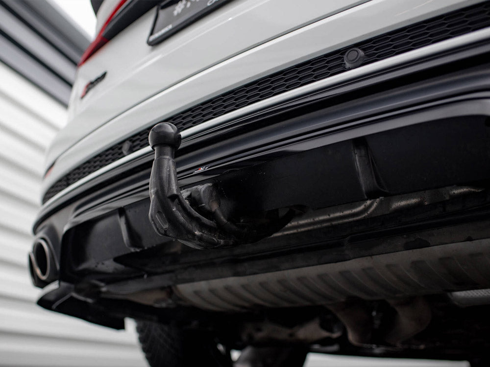 Maxton Design Central Rear Splitter (Vertical Bars) V.2 Audi SQ8 Mk1 - AU-SQ8-1-RD1G+RD2G - Image 9