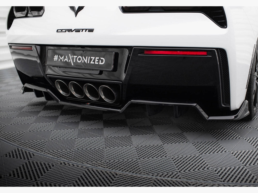 Maxton Design Central Rear Splitter (Vertical Bars) + Rear Side Splitters Chevrolet Corvette C7 - CH-CO-C7-RD3G+RD2G - Image 4