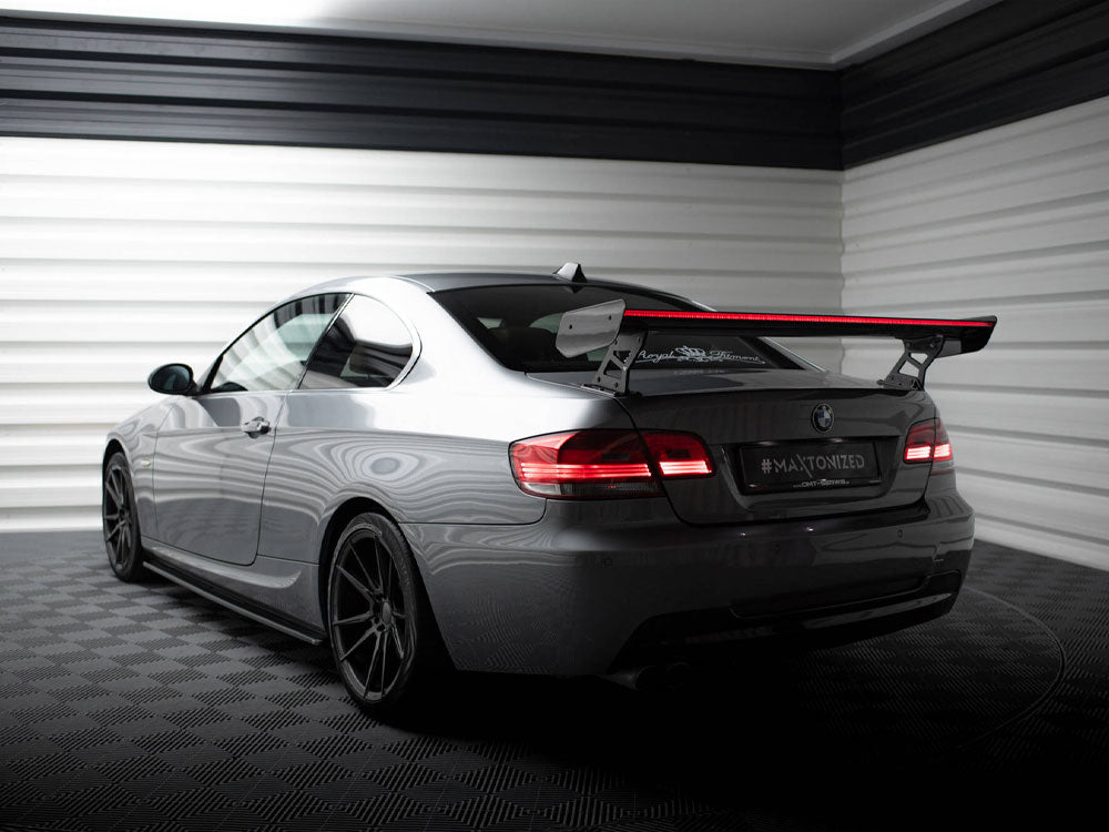 Maxton Design Carbon Spoiler With External Brackets Uprights + LED BMW 3 / M3 Coupe E92 - CF-BM-3-92-WING5-EXT-245-P+LED - Image 4