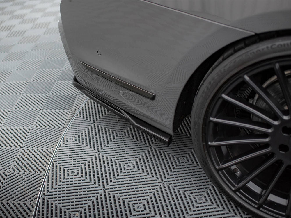 Maxton Design Rear Splitter (Vertical Bars) V.2 BMW 7 M-Pack G11 / G12 Facelift - BM-7-11F-MPACK-RD3G+RD4G - Image 6