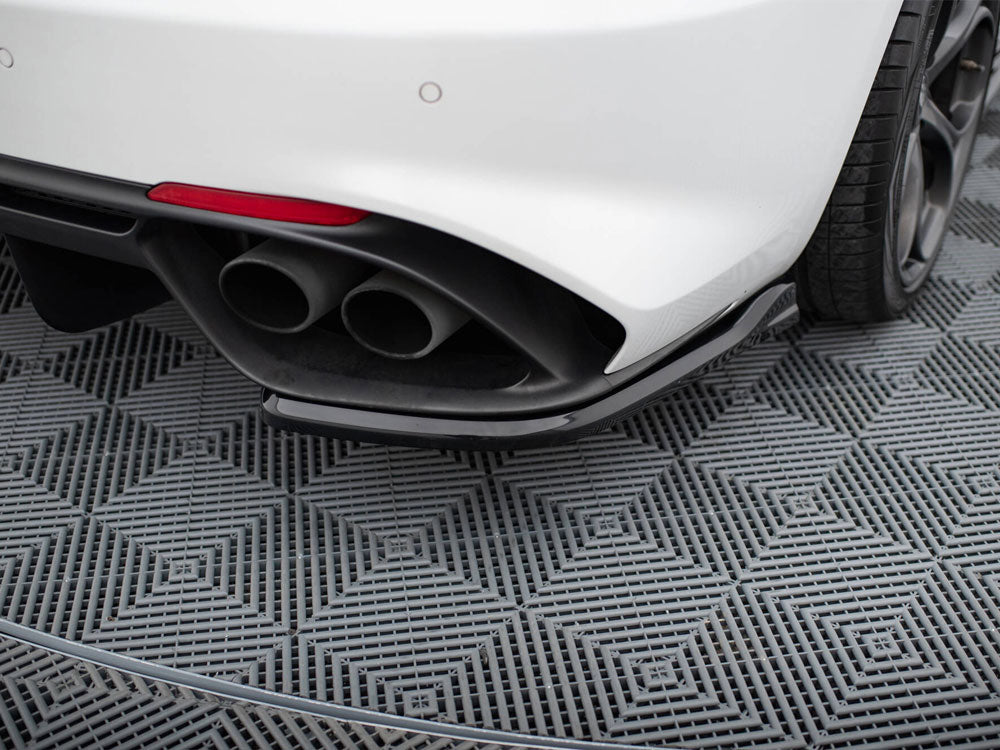 Maxton Design Rear Side Splitters Alfa Romeo Giulia Quadrifoglio - AL-GI-1-QV-RSD1G - Image 3