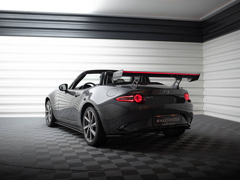 Maxton Design Carbon Spoiler With Internal Brackets Uprights + LED Mazda MX-5 ND (Mk4) - CF-MA-MX5-4-WING5-INT-245-P+LED - Image 5