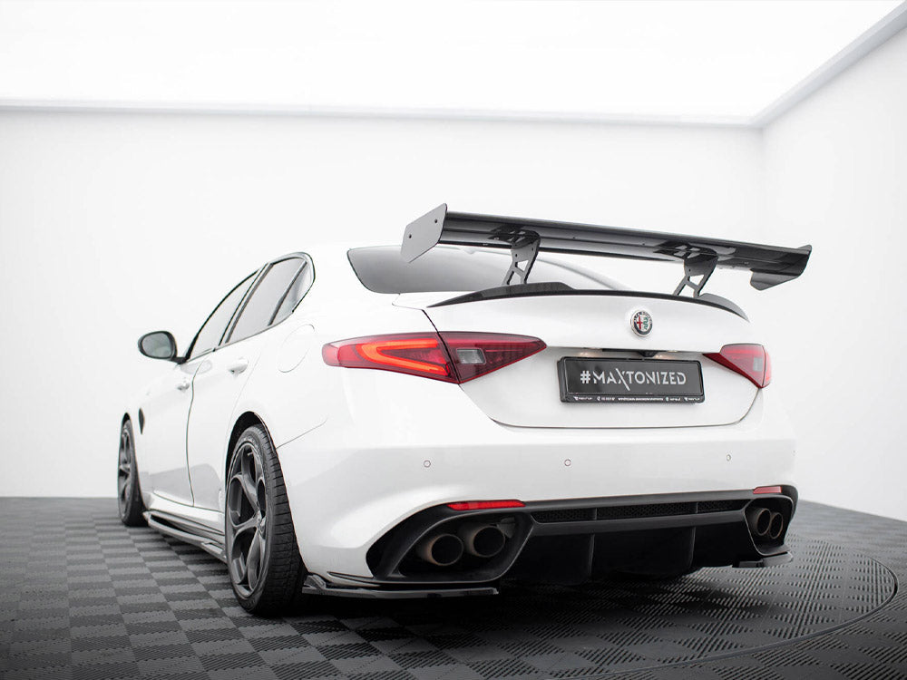 Maxton Design Carbon Spoiler Alfa Romeo Giulia Quadrifoglio - CF-AL-GI-1-QV-INT-245-P - Image 3