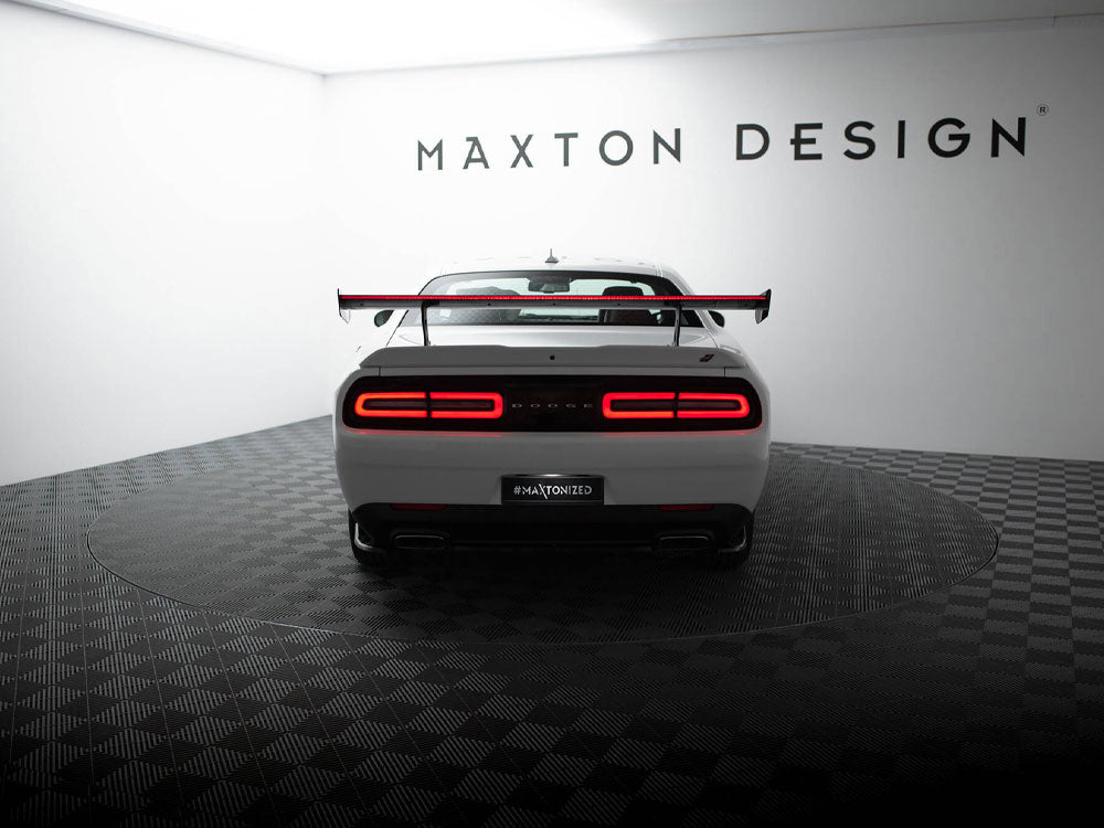 Carbon Spoiler + LED Dodge Challenger Mk3