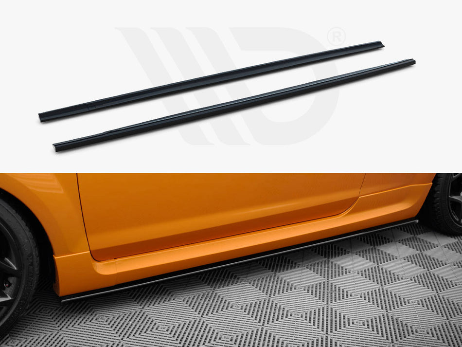 MAXTON DESIGN Side Skirts Diffusers Ford Focus II ST Facelift - Carbon Look