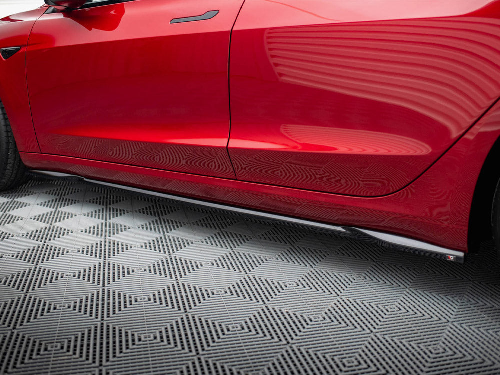 Maxton Design Side Skirts Diffusers V.2 Tesla Model 3 Mk1 / Mk1 Facelift - TE-MODEL3-1F-SD2G - Image 4