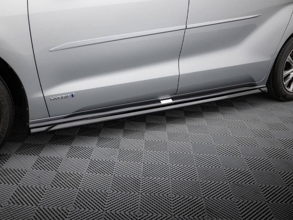 Maxton Design Side Skirts Diffusers Toyota Sienna Mk4 - TO-SI-4-SD1G - Image 3
