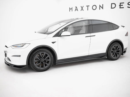 Maxton Design Side Skirts Diffusers V.2 Tesla Model X Mk1 Facelift - TE-MODELX-1F-SD2G - Image 2