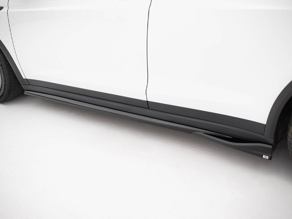 Maxton Design Side Skirts Diffusers V.2 Tesla Model X Mk1 Facelift - TE-MODELX-1F-SD2G - Image 4