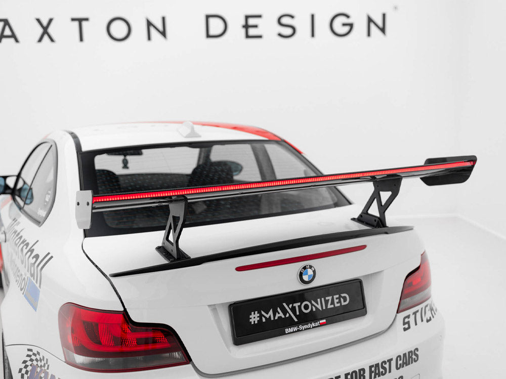 Carbon Spoiler With Internal Brackets Uprights V.1 + LED BMW 1 M E82