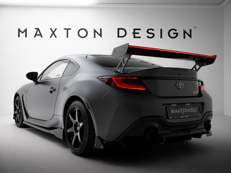 Maxton Design Carbon Spoiler With External Brackets Uprights + LED Toyota GR86 - CF-TO-GR86-1-WING5-EXT-245-P+LED - Image 3