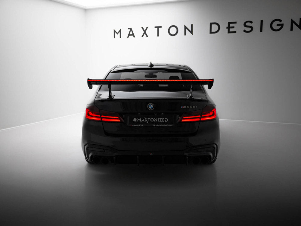 Maxton Design Carbon Spoiler With Internal Brackets Uprights + LED BMW 5 / M5 Sedan G30 / F90 - CF-BM-5-G30-MPACK-WING5-INT-245-P+LED - Image 4