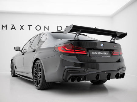 Maxton Design Carbon Spoiler With Internal Brackets Uprights + LED BMW 5 / M5 Sedan G30 / F90 - CF-BM-5-G30-MPACK-WING5-INT-245-P+LED - Image 6
