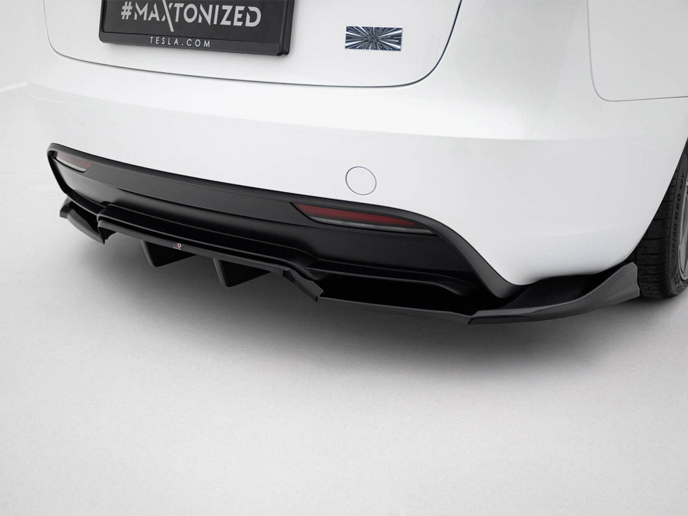 Maxton Design Rear Splitter (Vertical Bars) V.1 Tesla Model 3 Performance Mk1 Facelift - TE-MODEL3-1F-PFC-RD1G+RD3G - Image 3