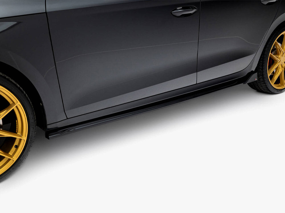 Side Skirts Diffusers V.4 Skoda Octavia RS Liftback / Estate Mk 4 Facelift