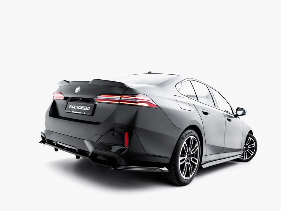 Rear Splitter (with Vertical Bars) V.1 BMW 5 / i5 M-Pack Sedan / Touring G60 / G61