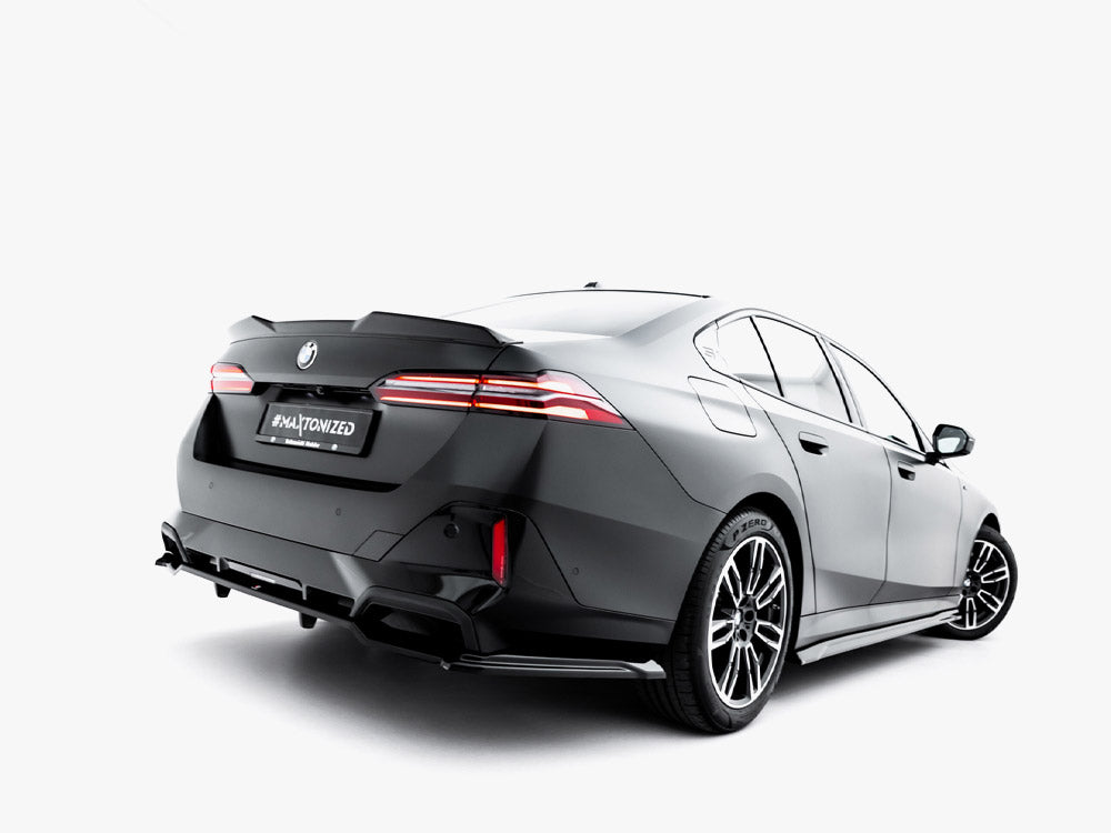 Maxton Design Rear Splitter (Vertical Bars) V.1 BMW 5 / i5 M-Pack G60 - BM-5-G60-MPACK-RD1G+RD3G - Image 2