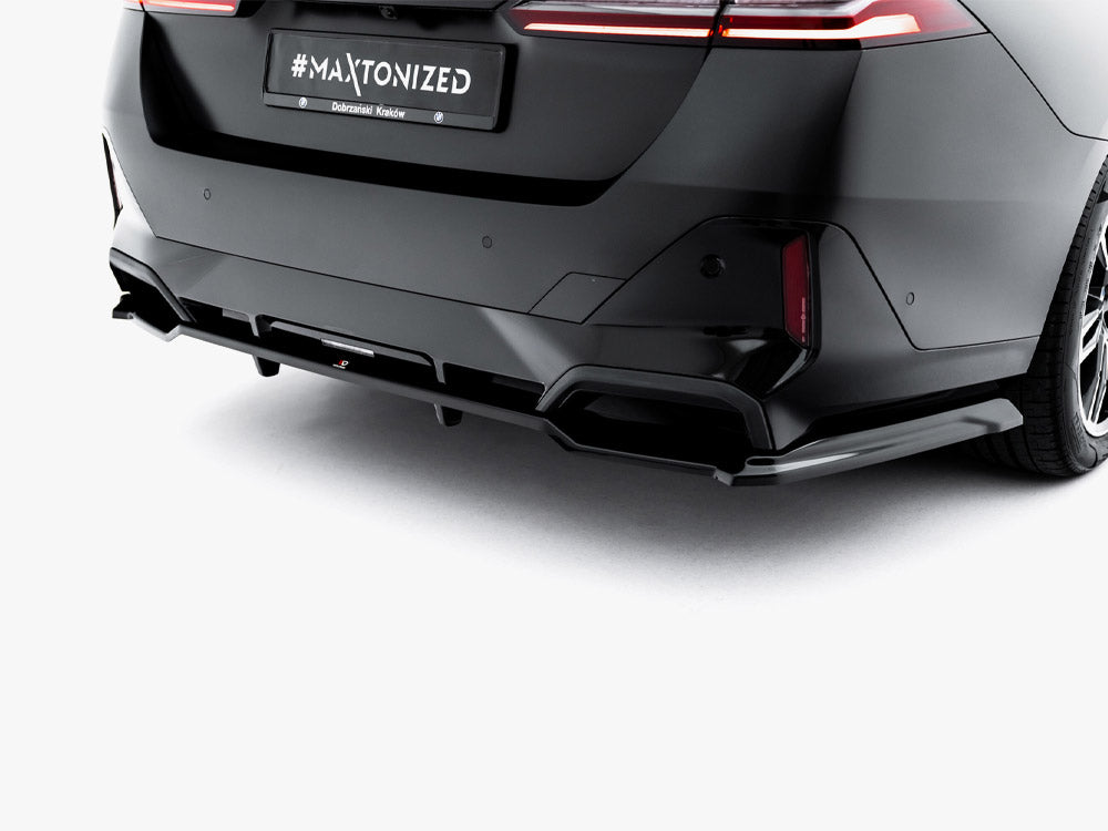 Maxton Design Rear Splitter (Vertical Bars) V.1 BMW 5 / i5 M-Pack G60 - BM-5-G60-MPACK-RD1G+RD3G - Image 4