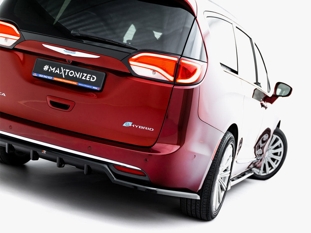 Maxton Design Rear Splitter (Vertical Bars) Chrysler Pacifica Mk2 - CHR-PA-2-RD1G+RD2G - Image 4