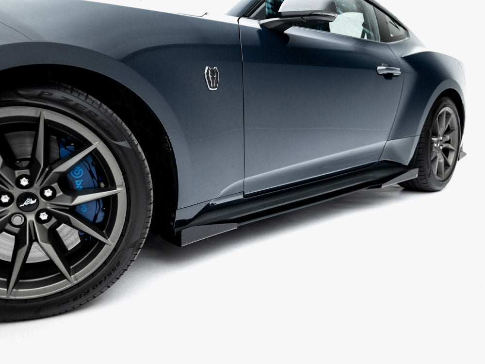 Maxton Design Street PRO Side Skirts Diffusers + Flaps Ford Mustang Dark Horse Mk7 - FOMU7GTCNC-SD1B+SF1G - Image 4