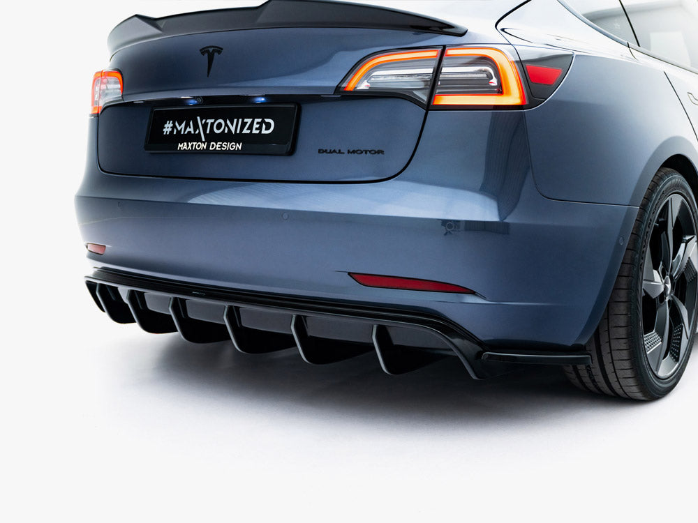 Maxton Design Rear Valance V.2 Tesla Model 3 - TE-MODEL3-1-RS2G - Image 4