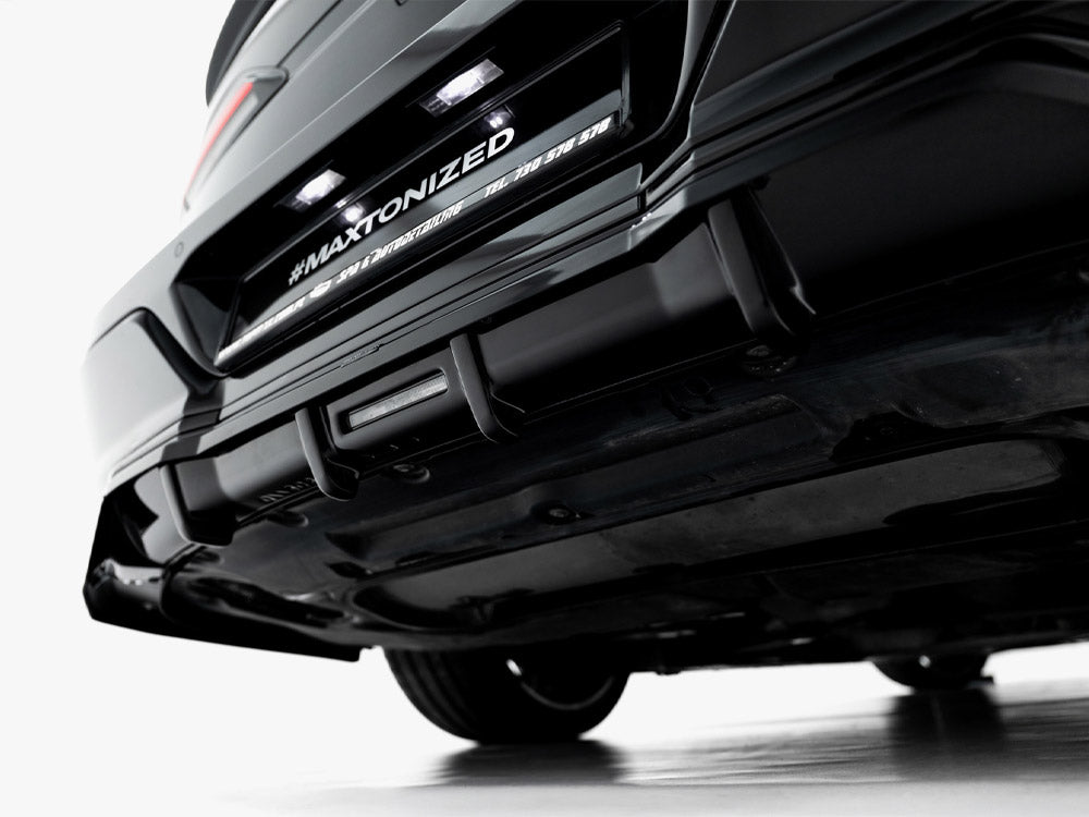 Rear Splitter (Vertical Bars) V.2 BMW 7 M-Pack G70