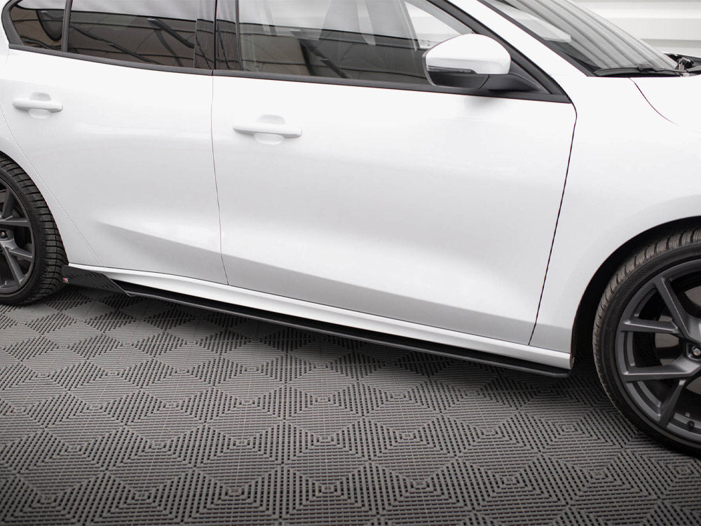 Street PRO Side Skirt Diffusers + Flaps Ford Focus ST / ST-Line Mk4