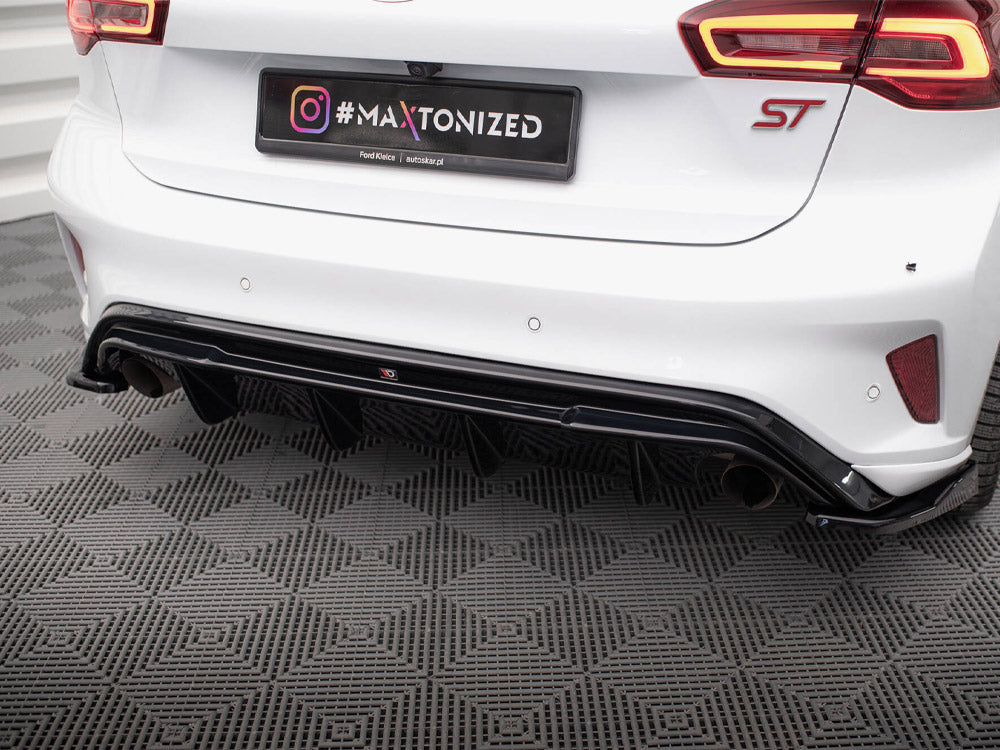 Rear Valance V.3 Ford Focus Hatchback ST Mk4