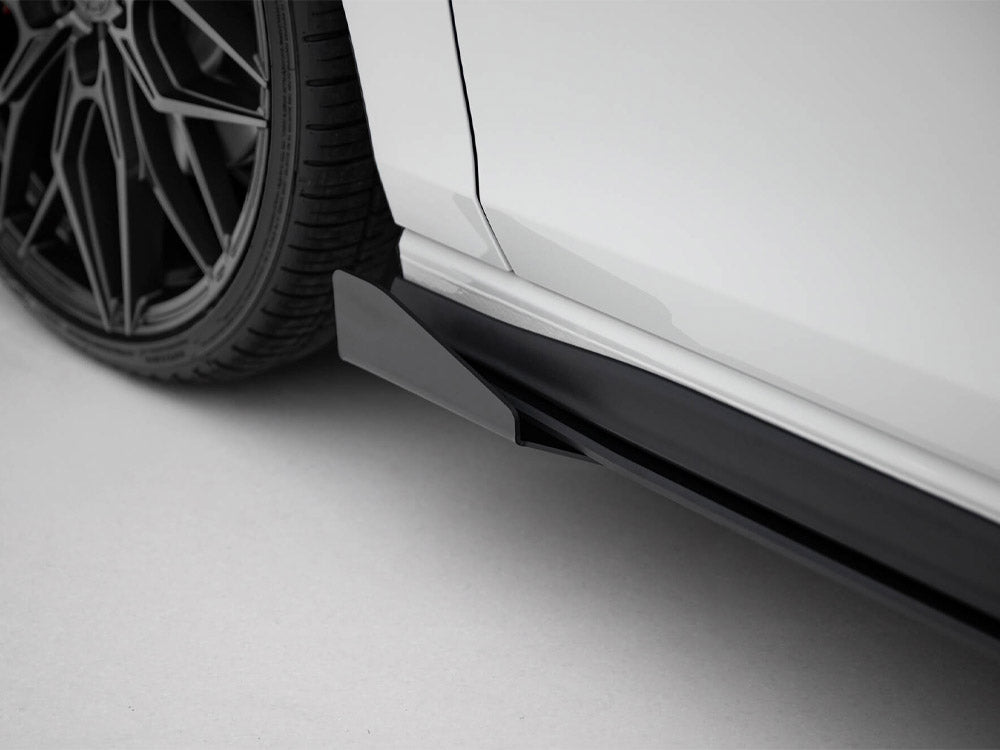 Street PRO Side Skirts Diffusers + Flaps Volkswagen Golf GTI / GTE / GTI Clubsport / R-Line Mk8