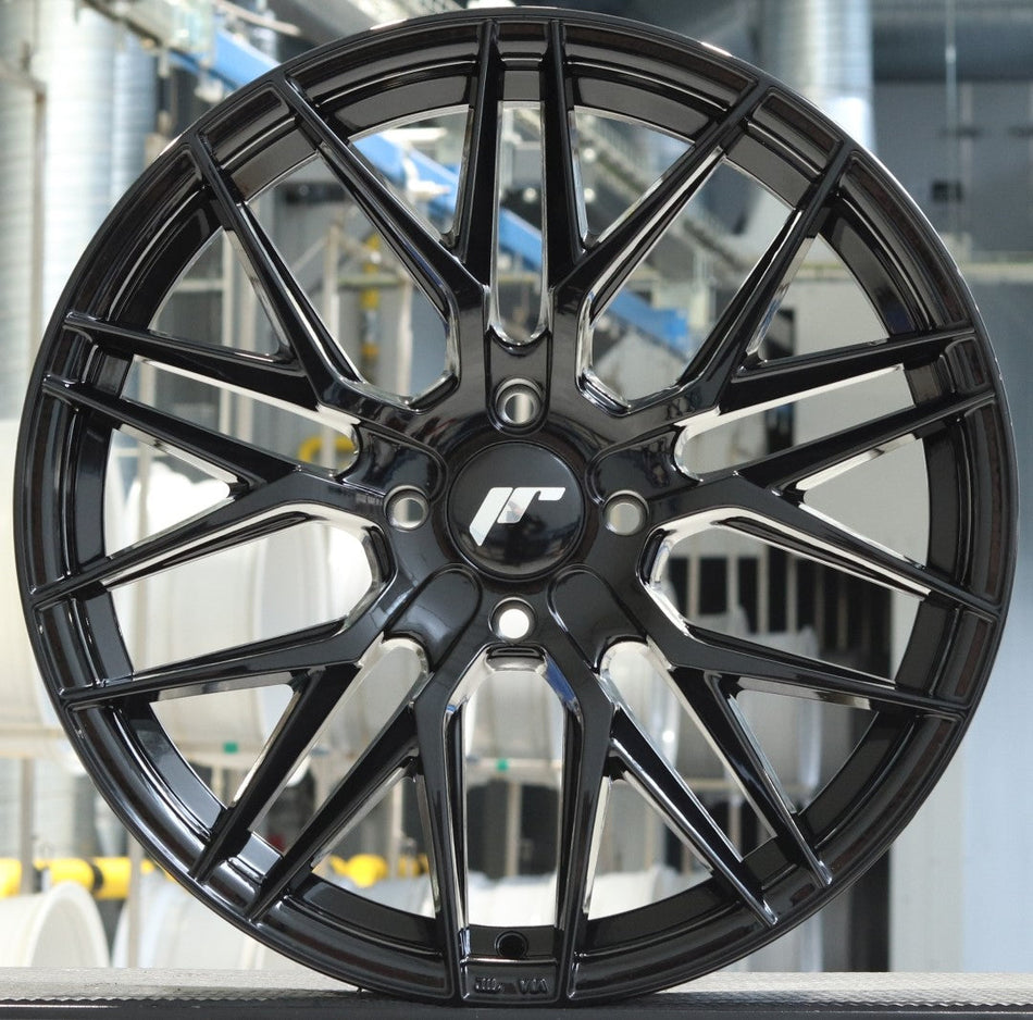 JR Wheels JR28 18x8.5 ET40 5x108 Gloss Black