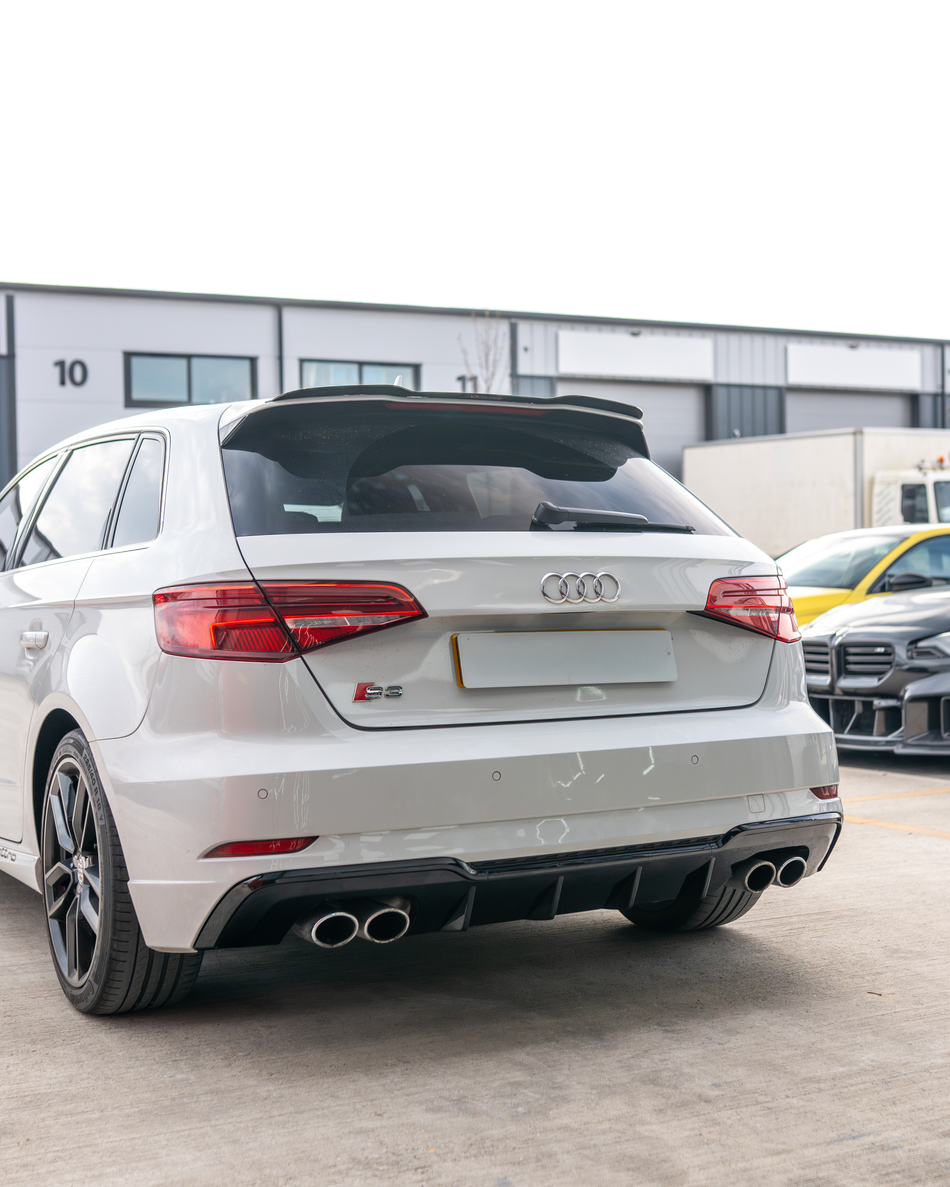 AUDI A3/S3 8V FACELIFT SPORTBACK 5 DOOR GLOSS BLACK DIFFUSER