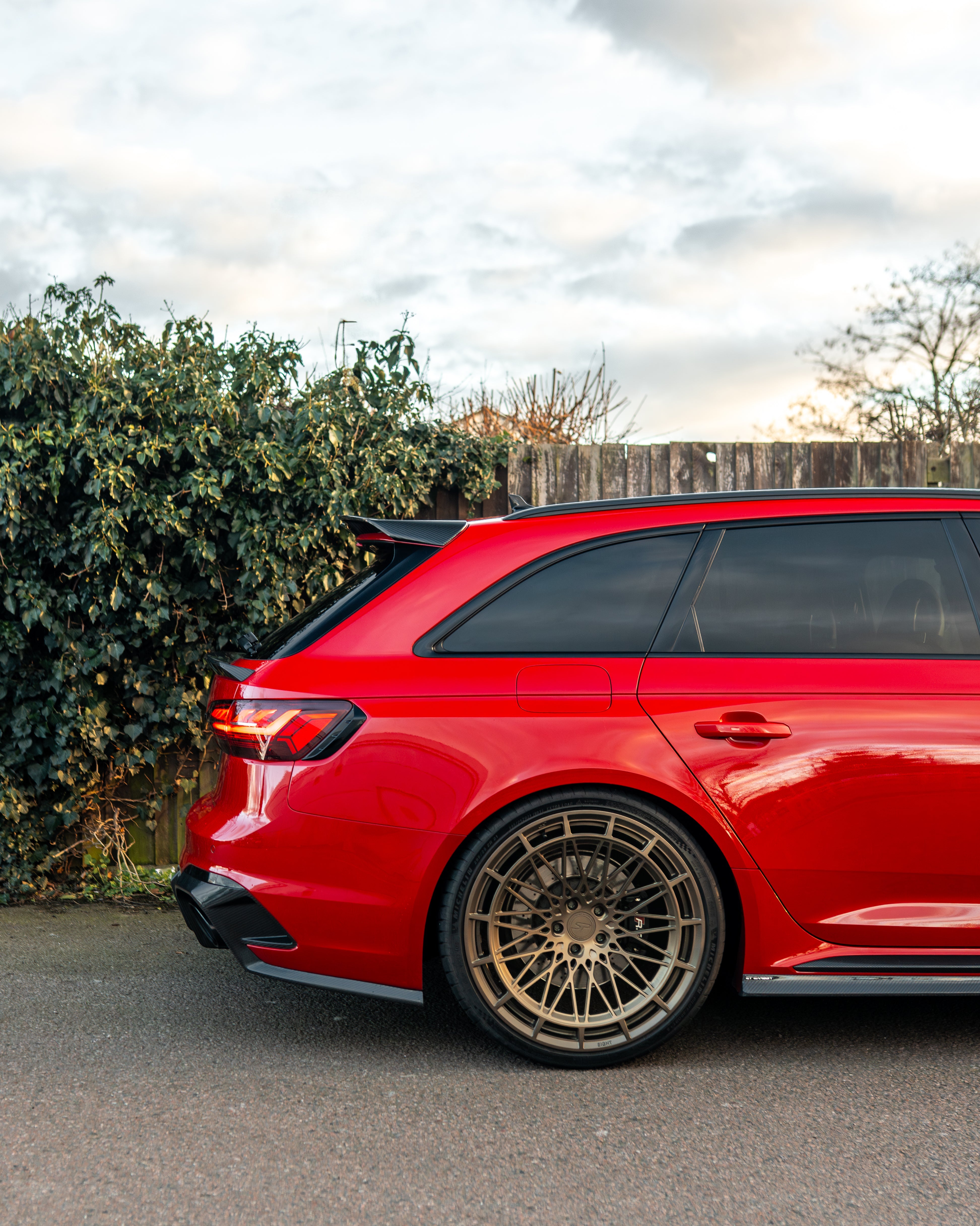 AUDI A4/S4/RS4 B9 & 9.5 CARBON FIBRE MIDDLE SPOILER - CT DESIGN-Spoiler-CT CARBON-CT Carbon - High-quality carbon fiber and gloss black aerodynamic parts for premium sports and luxury vehicles.