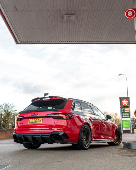 AUDI RS4 B9.5 CARBON FIBRE KIT - CT DESIGN-Kit-CT CARBON-CT Carbon - High-quality carbon fiber and gloss black aerodynamic parts for premium sports and luxury vehicles.