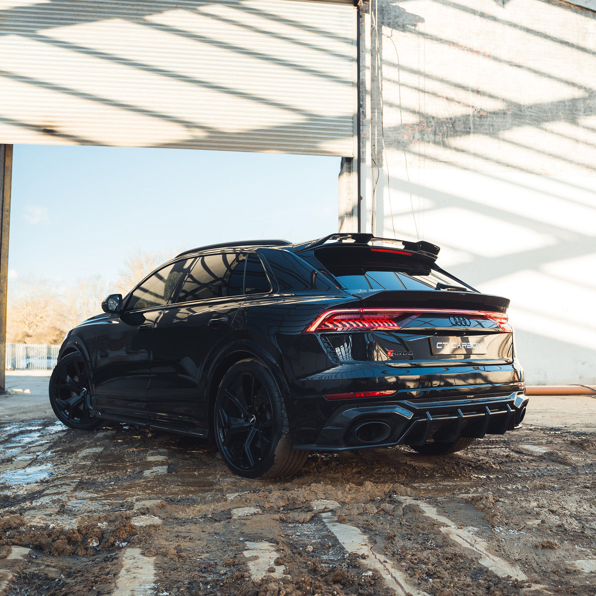 AUDI RSQ8 2020-2025 CARBON FIBRE FULL KIT - CT DESIGN-Kit-CT CARBON-CT Carbon - High-quality carbon fiber and gloss black aerodynamic parts for premium sports and luxury vehicles.