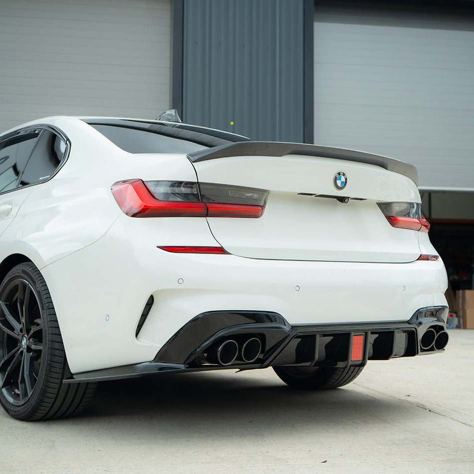 BMW 3 SERIES G20/G21 GLOSS LED BLACK DIFFUSER WITH TIPS