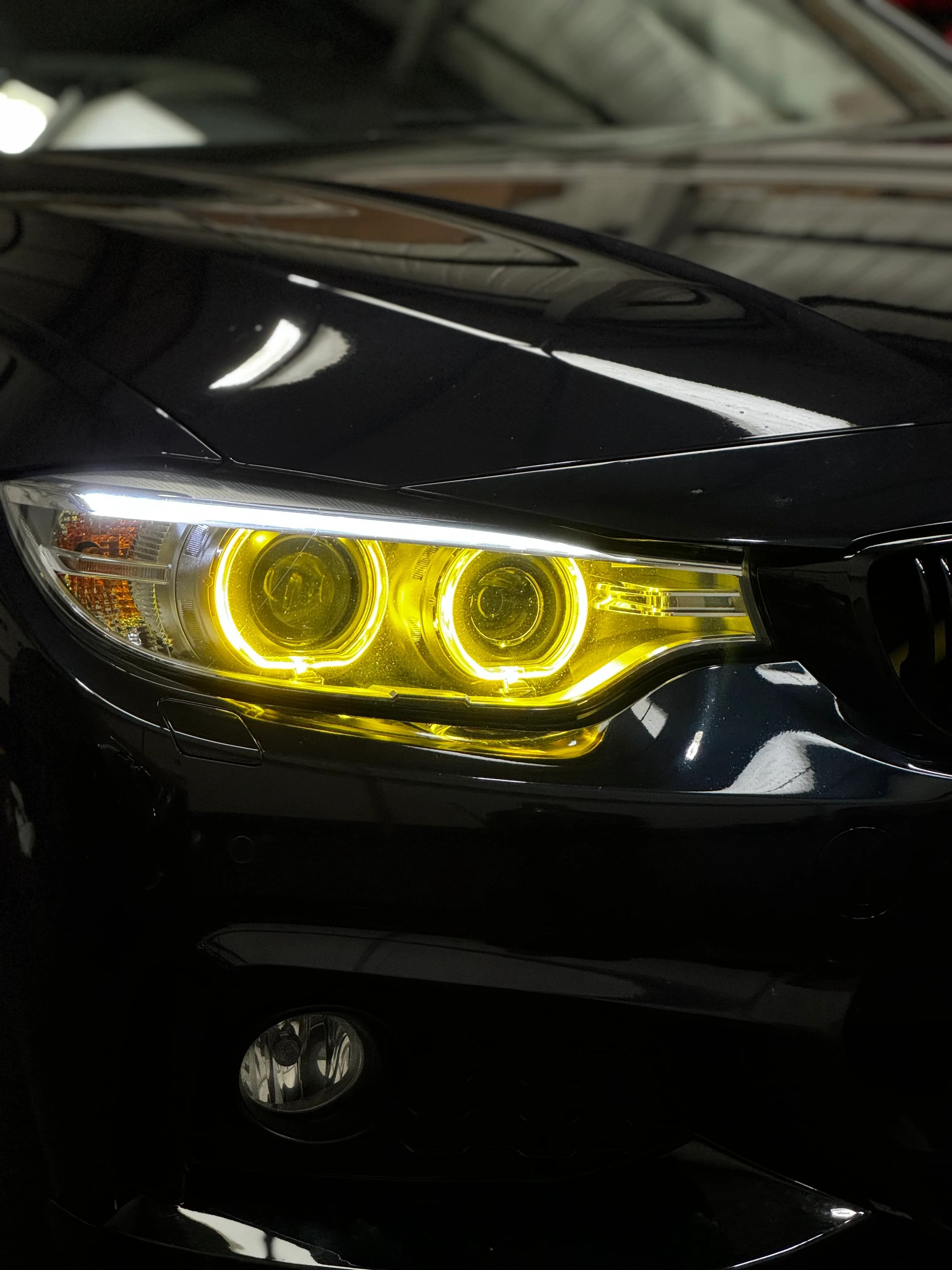 BMW F30/F31 3 SERIES PRE-LCI YELLOW XENON DRL MODULE SET (2012-2015)-DRL-CT CARBON-CT Carbon - High-quality carbon fiber and gloss black aerodynamic parts for premium sports and luxury vehicles.