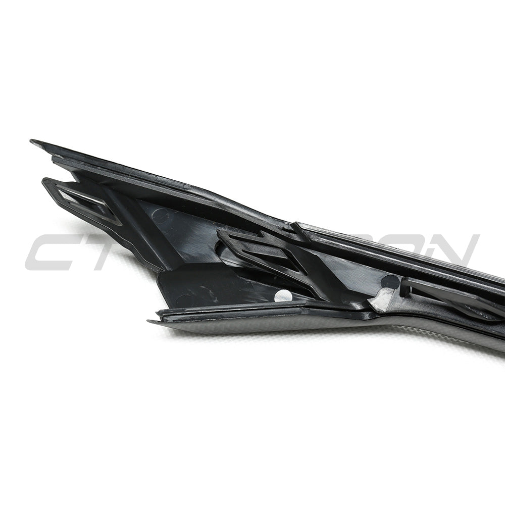 BMW F90 M5 & M5C COMPETITION CARBON FIBRE FENDER TRIM-Accessories-CT CARBON-CT Carbon - High-quality carbon fiber and gloss black aerodynamic parts for premium sports and luxury vehicles.
