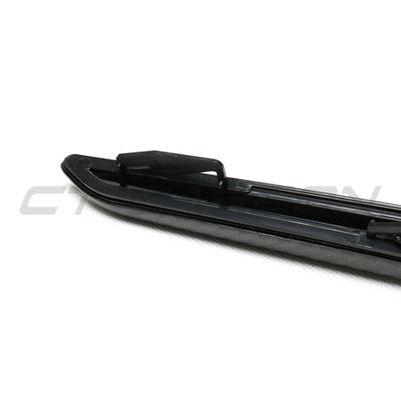 BMW F90 M5 & M5C COMPETITION CARBON FIBRE FENDER TRIM-Accessories-CT CARBON-CT Carbon - High-quality carbon fiber and gloss black aerodynamic parts for premium sports and luxury vehicles.