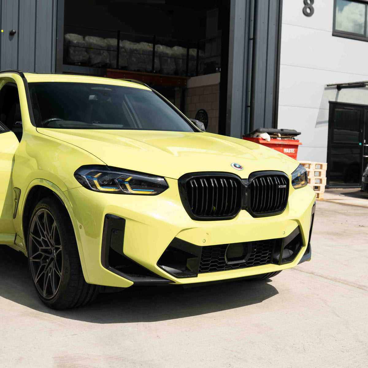 BMW F97 X3M LCI YELLOW ADAPTIVE DRL MODULE SET (2022+)-CT CARBON-CT Carbon - High-quality carbon fiber and gloss black aerodynamic parts for premium sports and luxury vehicles.