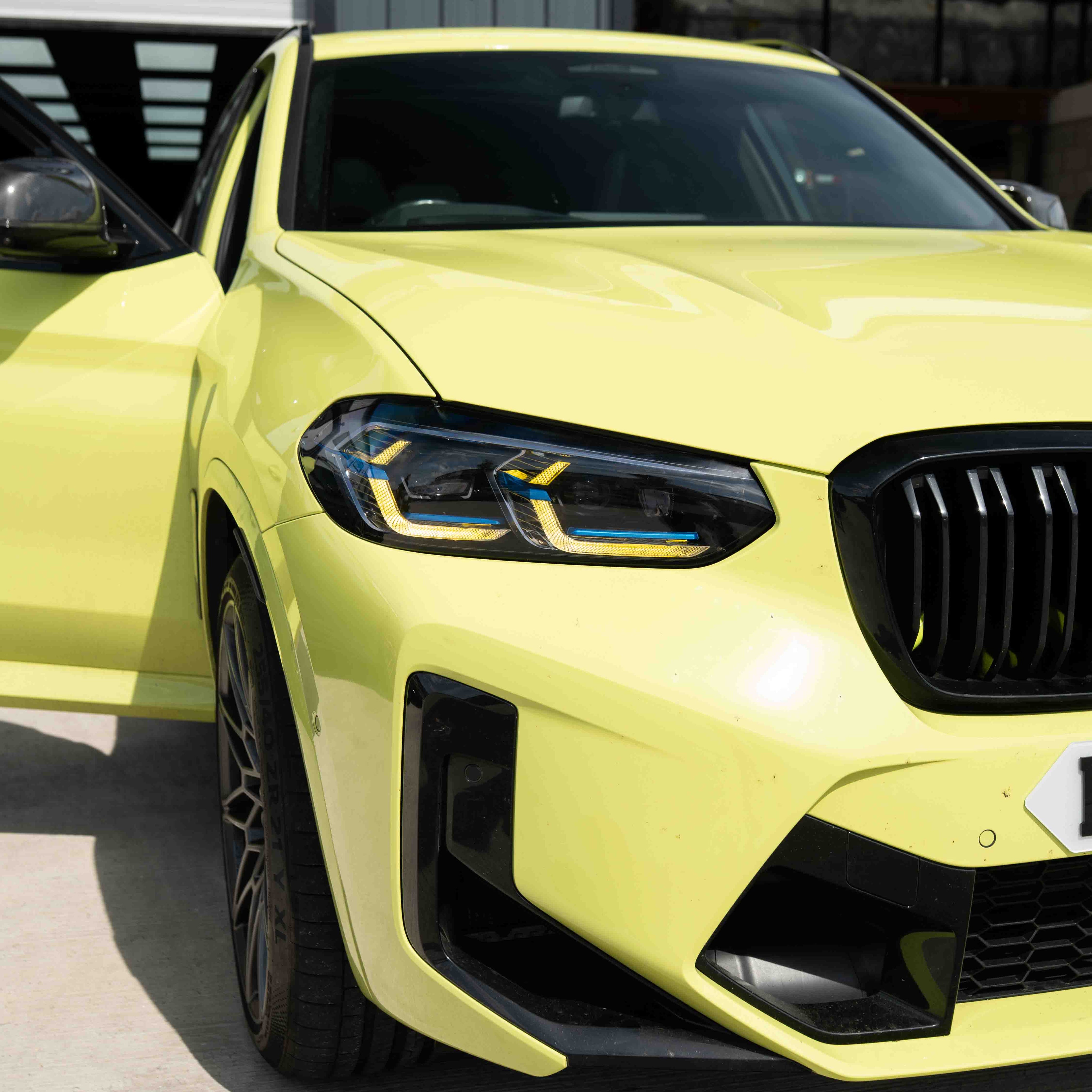 BMW F97 X3M LCI YELLOW ADAPTIVE DRL MODULE SET (2022+)-CT CARBON-CT Carbon - High-quality carbon fiber and gloss black aerodynamic parts for premium sports and luxury vehicles.