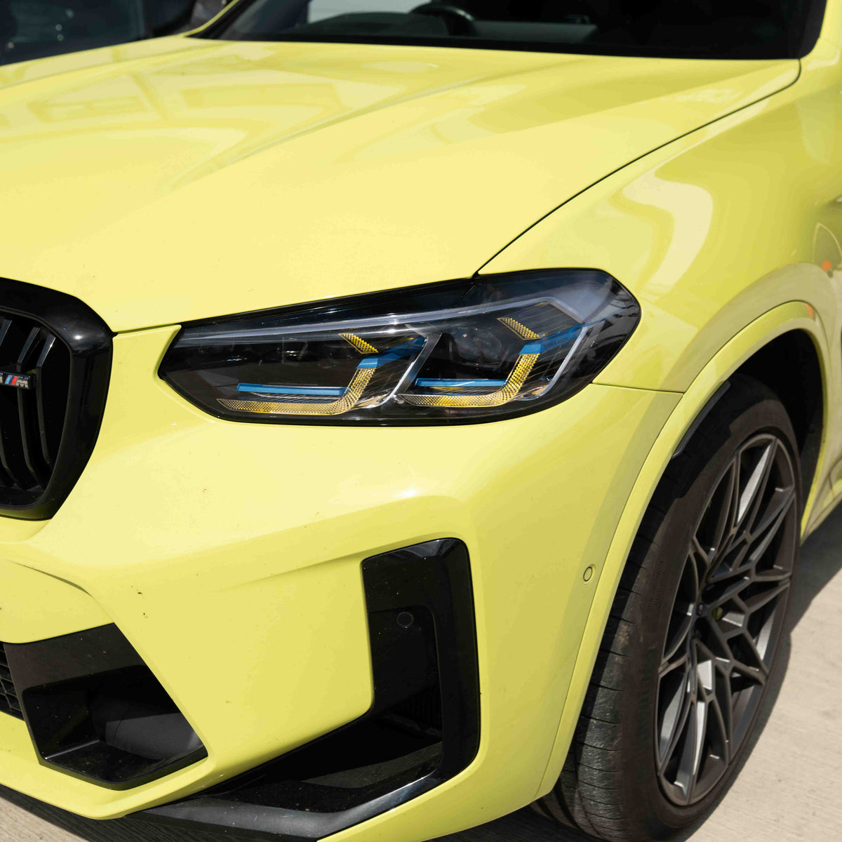 BMW F97 X3M LCI YELLOW ADAPTIVE DRL MODULE SET (2022+)-CT CARBON-CT Carbon - High-quality carbon fiber and gloss black aerodynamic parts for premium sports and luxury vehicles.