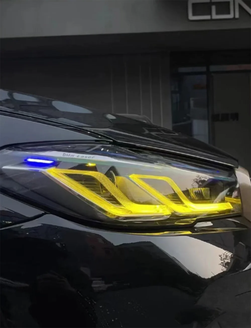 BMW G30/G31 5 SERIES LCI YELLOW ADAPTIVE DRL MODULE SET (2021-2022)-Accessories-CT CARBON-CT Carbon - High-quality carbon fiber and gloss black aerodynamic parts for premium sports and luxury vehicles.