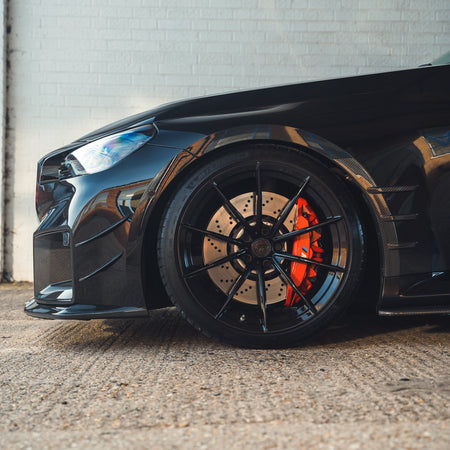 BMW G87 M2 CARBON FIBRE FRONT SIDE FENDER TRIM-Accessories-CT CARBON-CT Carbon - High-quality carbon fiber and gloss black aerodynamic parts for premium sports and luxury vehicles.