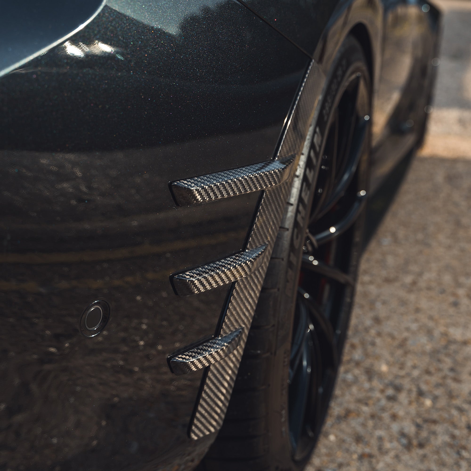BMW G87 M2 CARBON FIBRE REAR SIDE FENDER TRIM-Accessories-CT CARBON-CT Carbon - High-quality carbon fiber and gloss black aerodynamic parts for premium sports and luxury vehicles.