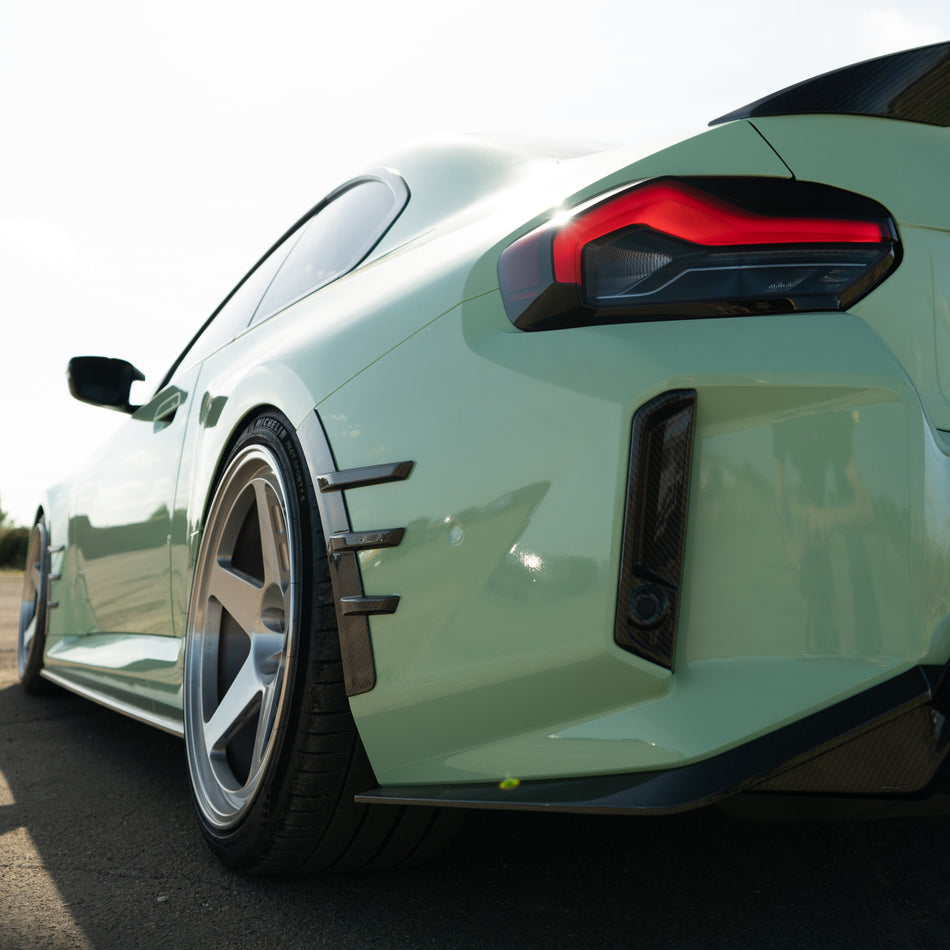 BMW G87 M2 CARBON FIBRE REAR SIDE FENDER TRIM-Accessories-CT CARBON-CT Carbon - High-quality carbon fiber and gloss black aerodynamic parts for premium sports and luxury vehicles.