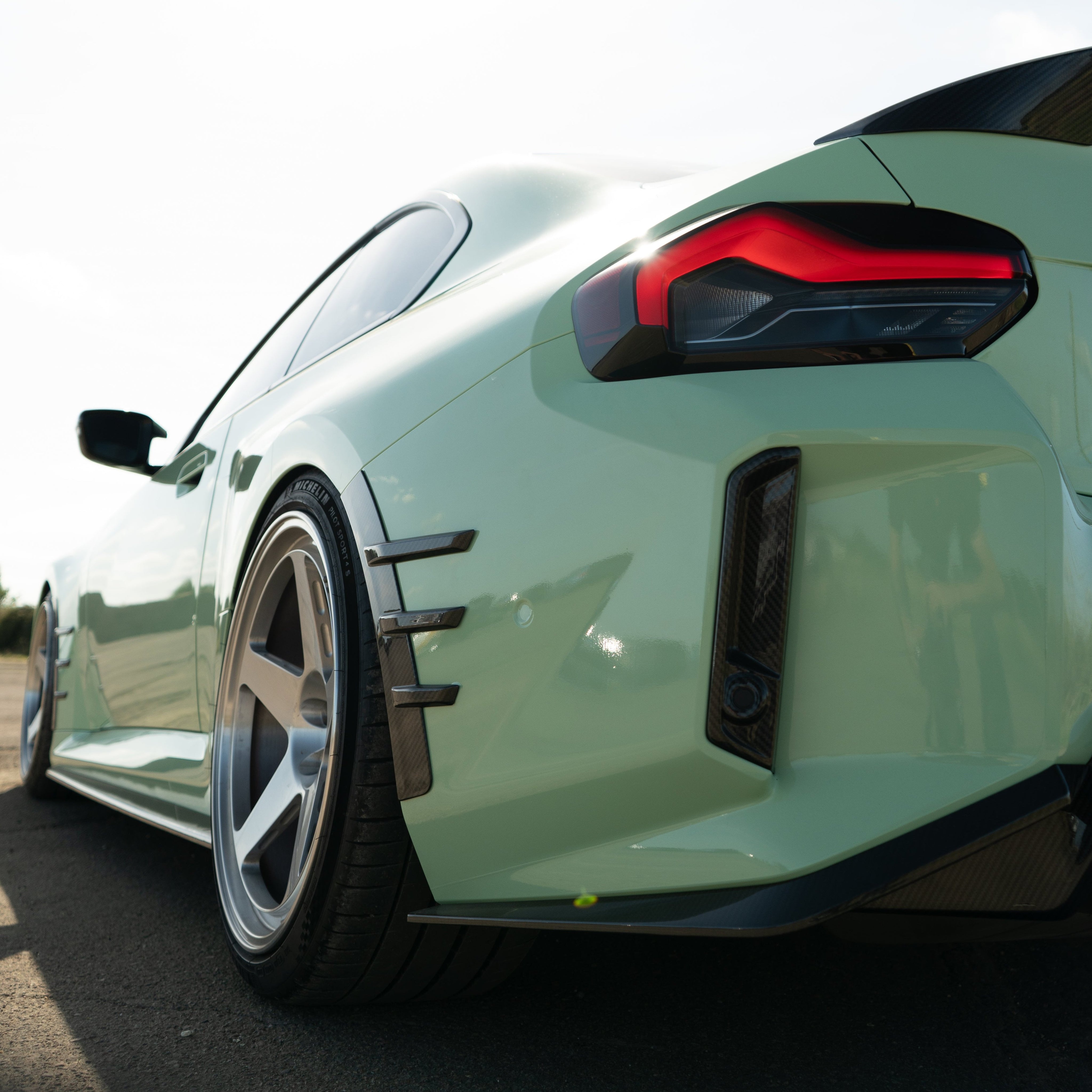 BMW G87 M2 CARBON FIBRE REAR SIDE FENDER TRIM-Accessories-CT CARBON-CT Carbon - High-quality carbon fiber and gloss black aerodynamic parts for premium sports and luxury vehicles.
