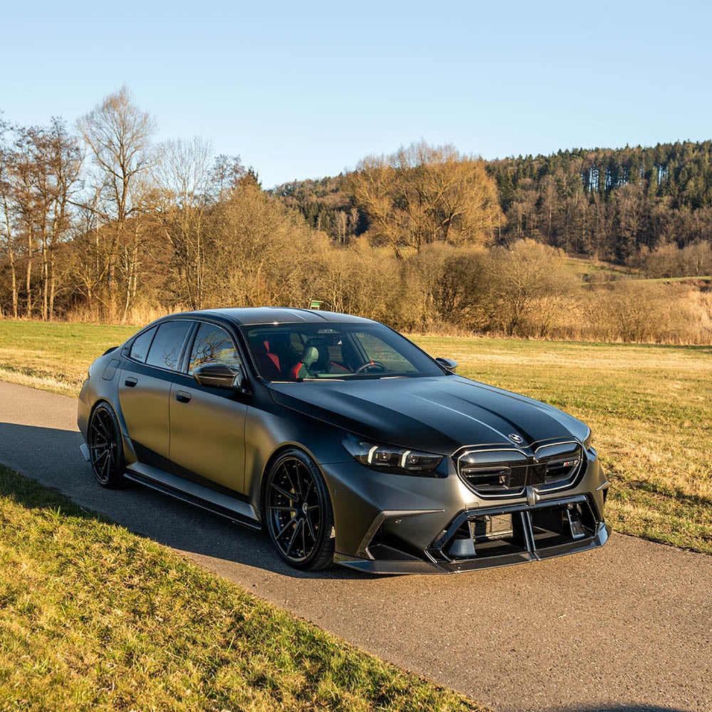 BMW G90/G99 M5 2024+ CARBON FIBRE FRONT BUMPER TRIM - CT DESIGN